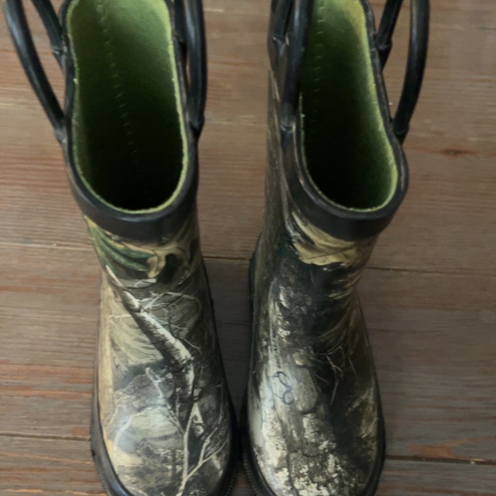Magellan rain boots